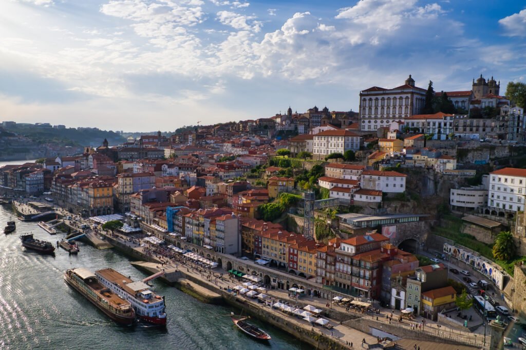 Vista de la ciudad de Oporto, Portugal